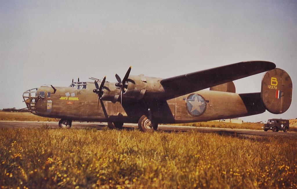 27 B24 Liberator - Lady Irene.JPG